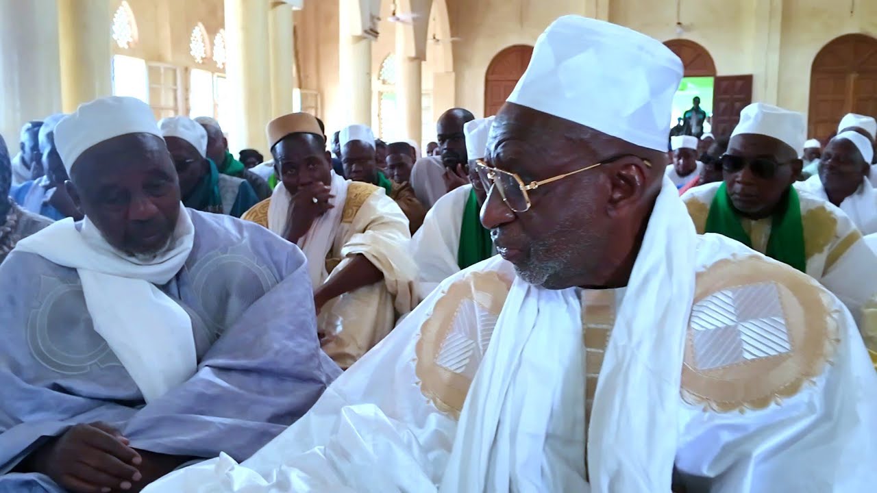 La prière du vendredi à la grande Mosquée de Ngidjilone 