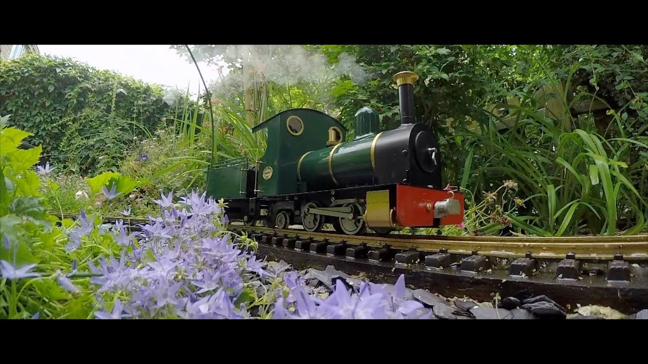 ROUNDHOUSE LOCO  'Jennie'  RUNNING IN AND NAMING