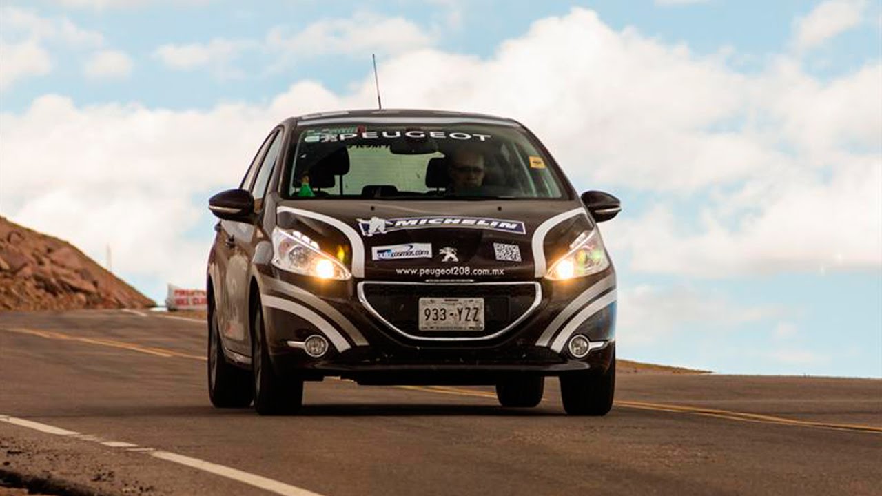 Prueba Peugeot 208 2014 en Pikes Peak, Colorado | Autocosmos