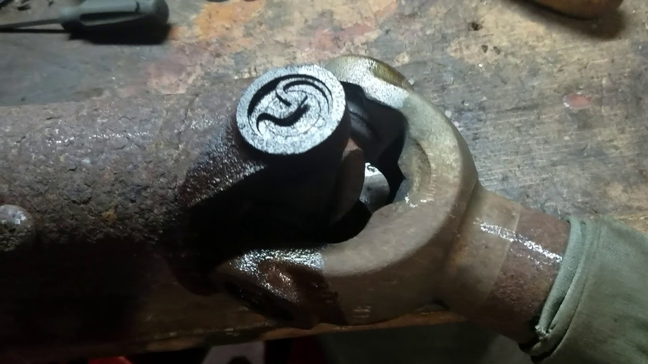 What a bad u-joint sounds like