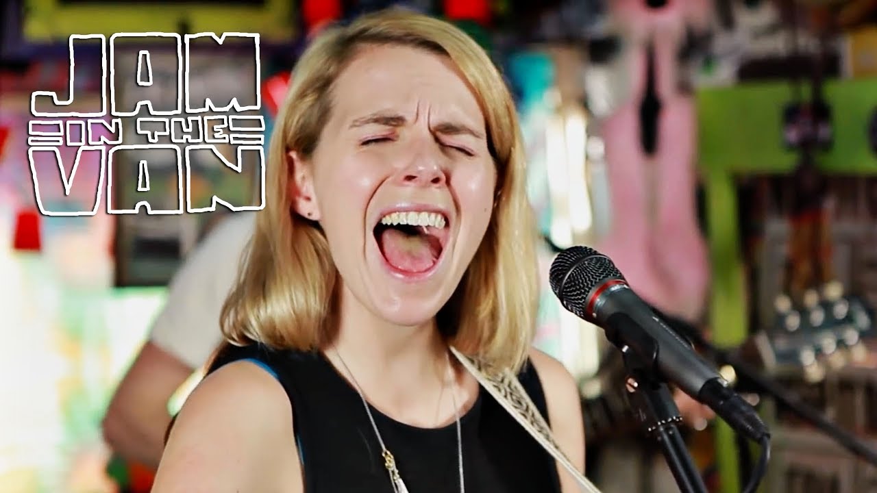 AOIFE O'DONOVAN - "Detour Sign" (Live at JITV HQ in Los Angeles, CA 2016) 