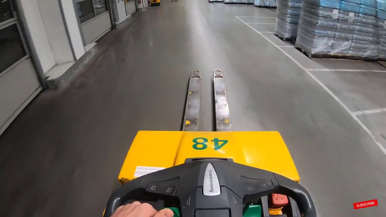 Swiss Truck Driver - Welcome to Switzerland 3 // MY PASSION