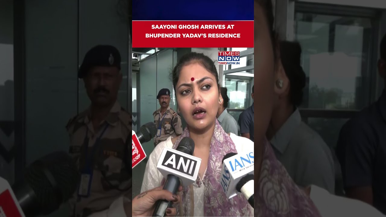 Rebel TMC MP Saayoni Ghosh Arrives At Union Minister Bhupender Yadav's Residence In Delhi #shorts