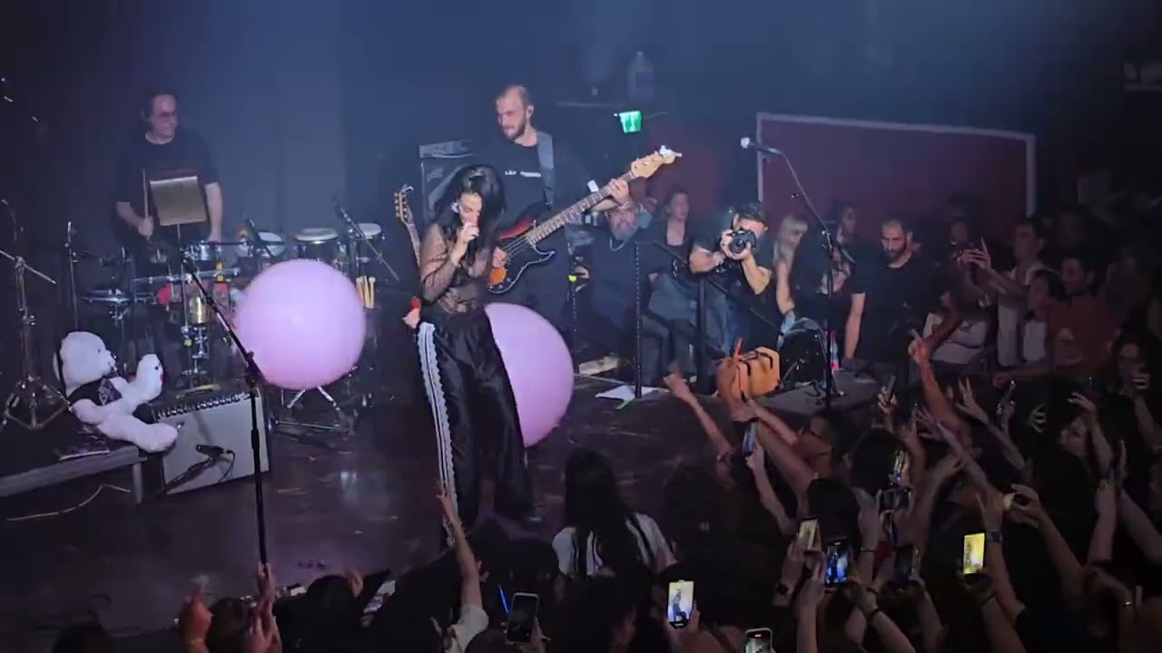 NINET TAYEB -Elinor
