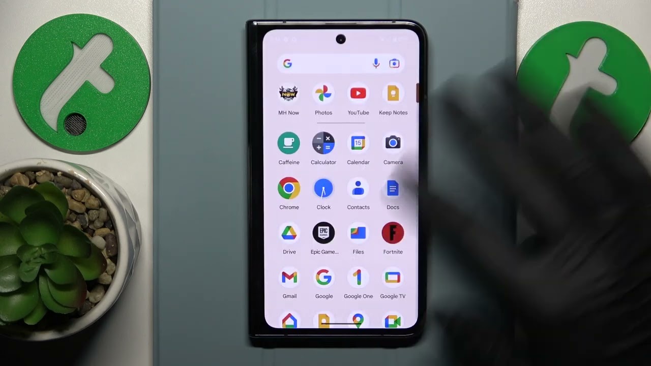 How to Fix Overheating on GOOGLE Pixel Fold