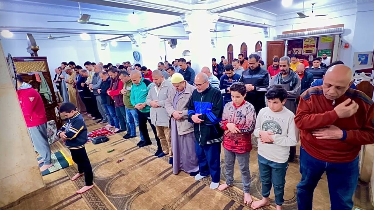 خشوع يفوق الوصف و تحبير فى نهايتة سورة الأنبياء القارئ محمد حسام الدين 
