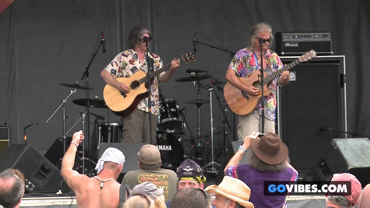 The Kind Buds perform 