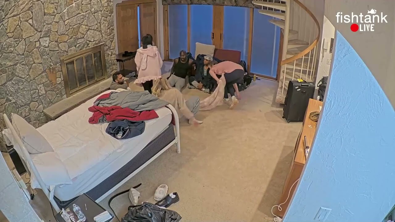 BYE TED! (Fishtank Season 3 Clip)