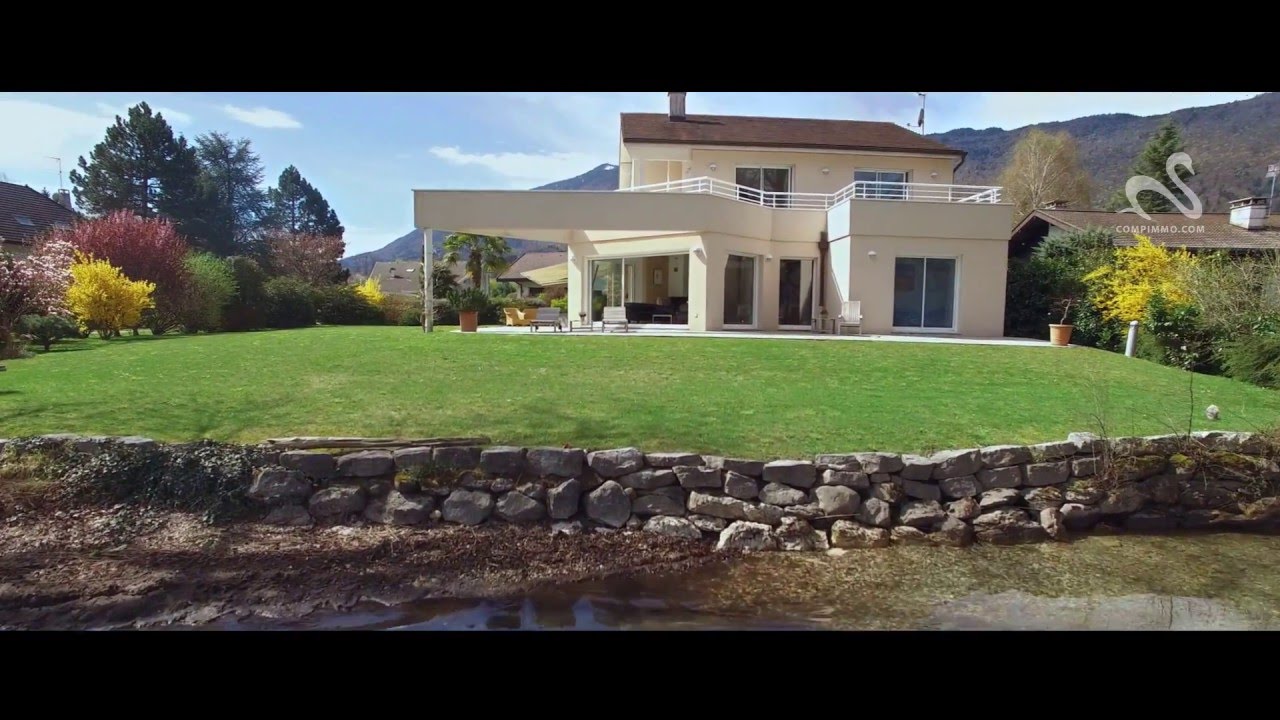 Immergez vous, plage privee, ponton - Amazing waterfront villa for sale in Annecy