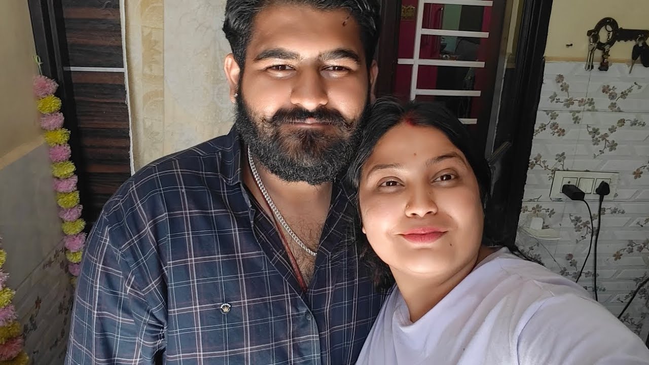 कौन आया घर पर??😍🤗फिर से मेरे ऊपर खेल दी होली 🤔🤨# colour #holi #daily vlog 🙏