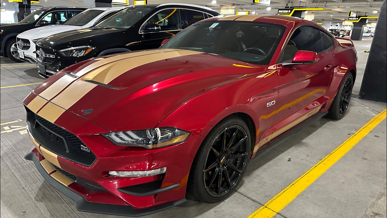 Hertz - Chicago O'Hare Airport (ORD) - Car Rental Selection - Presidents Circle - Gold