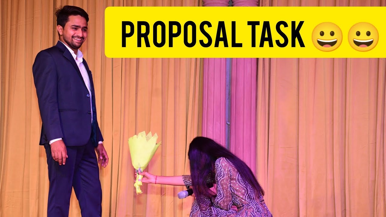funny proposal task between junior and senior 😅  fresher party RUHS NURSING COLLEGE JAIPUR