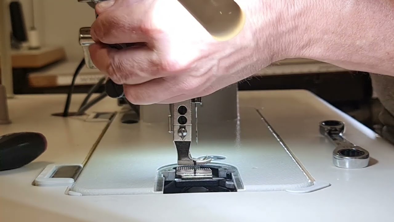 How to adjust the feet on your walking foot machine
