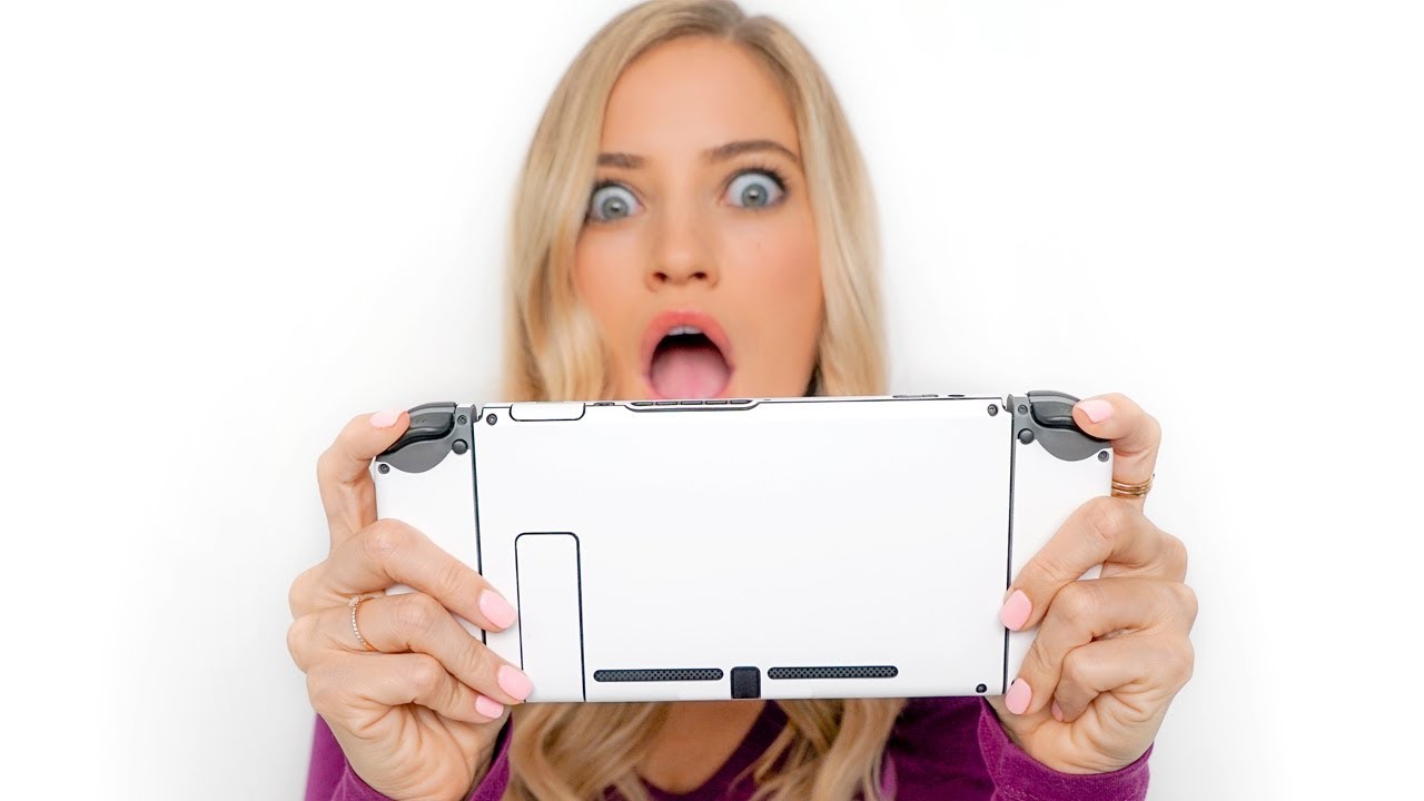 😱 Custom Nintendo Switch Skins!