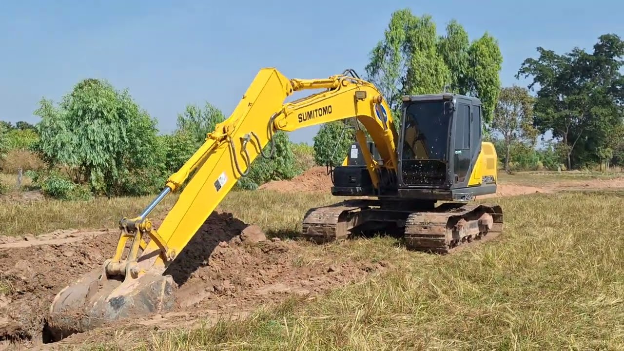 จัดเต็มงานขุดร่องน้ำ sumitomo sh130-6 ชมไปบ่นไป excavator