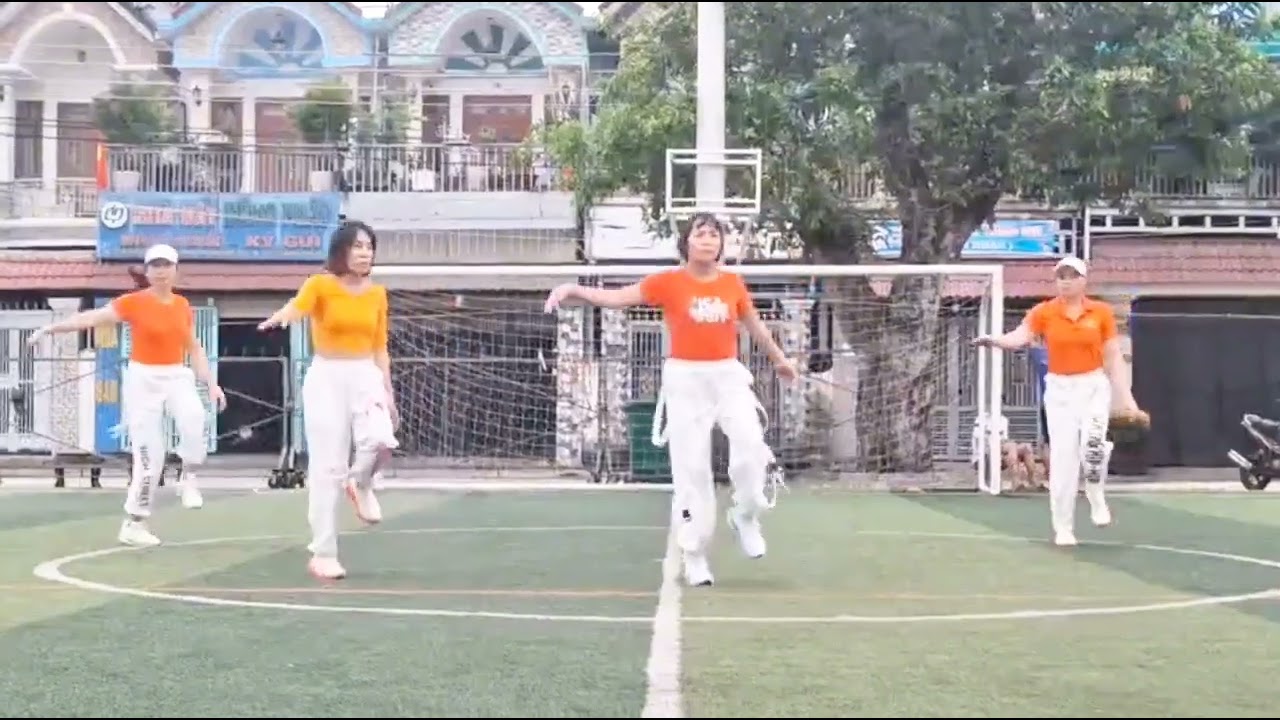 Nhảy shuffle dance 