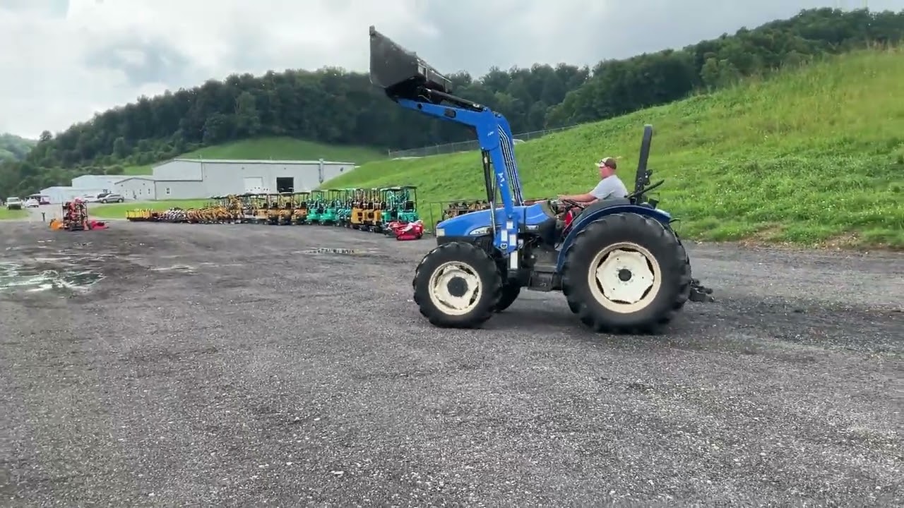 NEW HOLLAND TN75 TRACTOR . For Sale