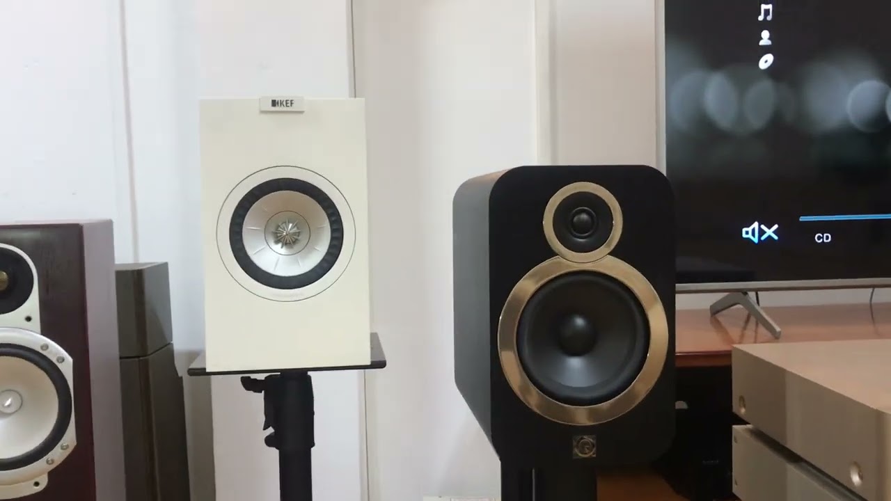 Q Acoustics 3030i driven by Marantz PM19 Integrated Amplifer 🖤