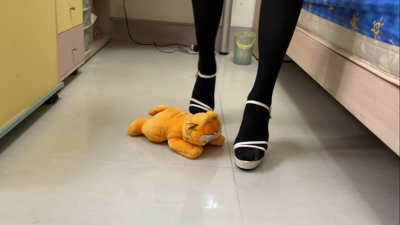 High heels trampled on Garfield