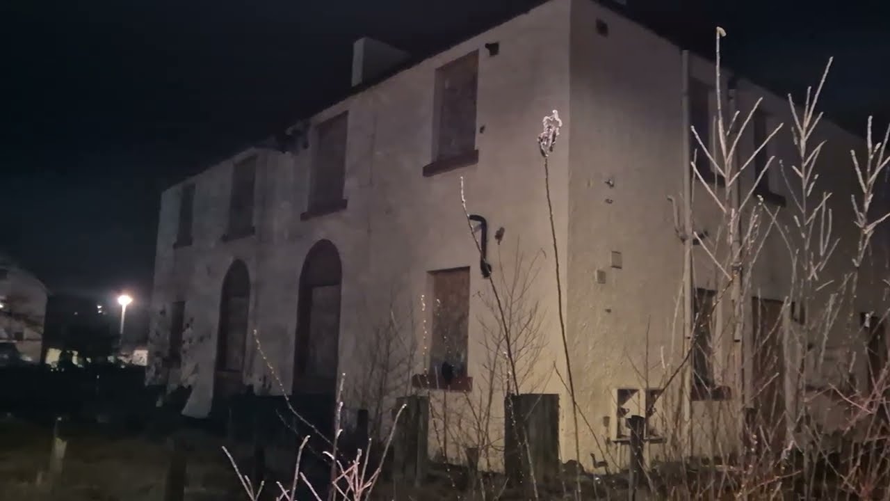 Dingwall flats demolition - Meiklefield Road in the dark