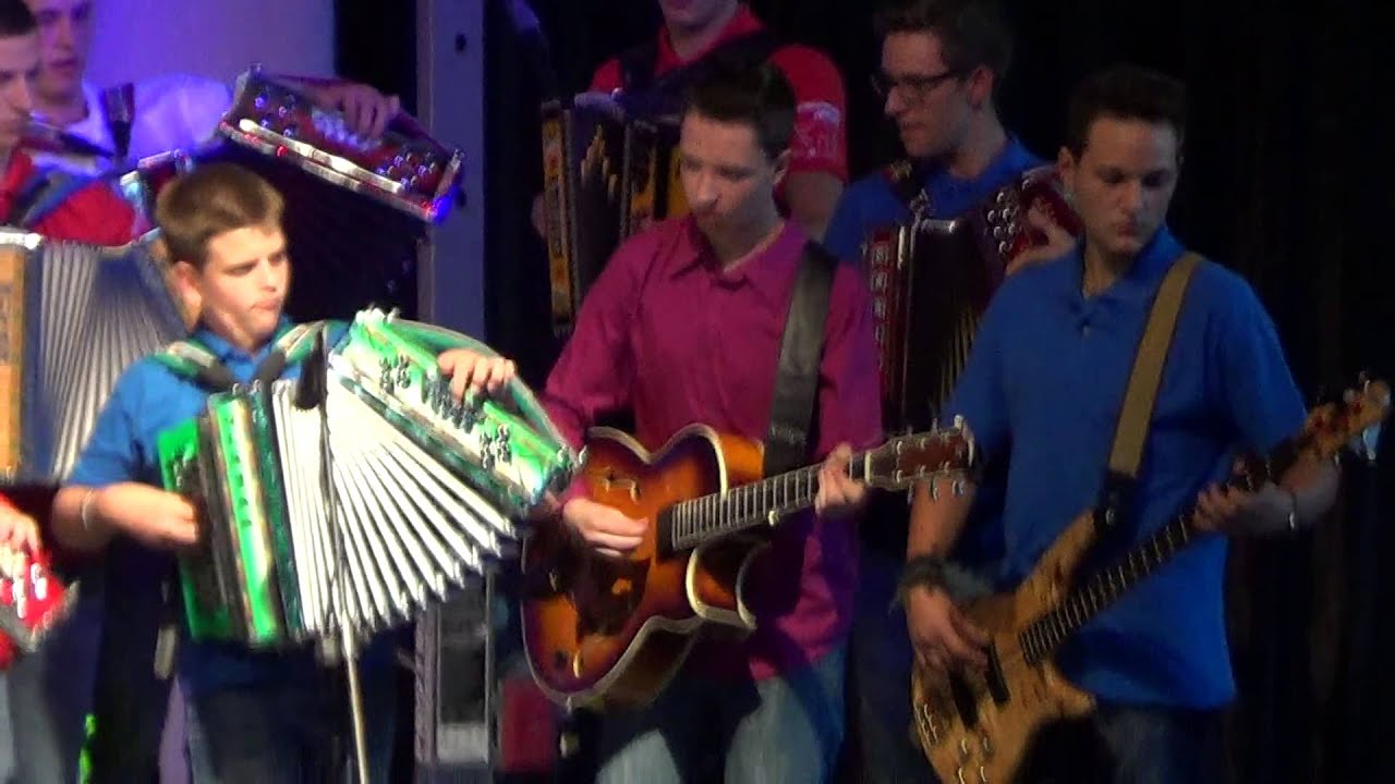 Venček Slakovih (2014) - Harmonikarski orkester  Vilija Marinška