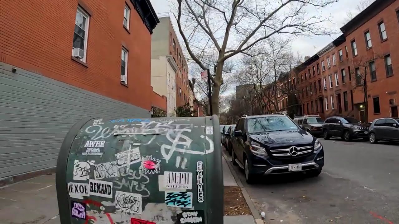 Walk through Brooklyn Boerum Hill at 7am 3-9-25