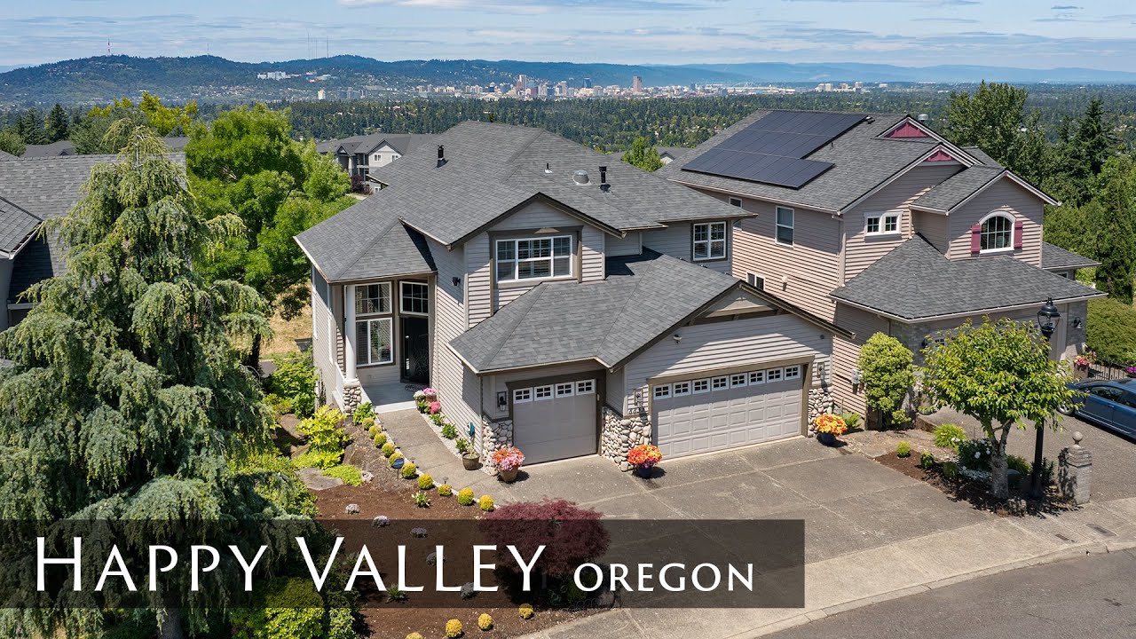 Happy Valley Oregon Home For Sale with Panoramic Views