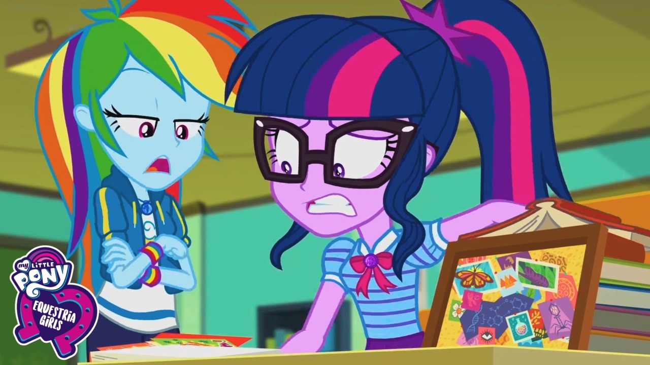 😱 Last Day of School Panic! | My Little Pony: Equestria Girls