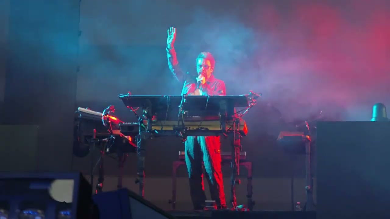 ARPEGIATEUR - Jean-Michel Jarre (live in Stuttgart 11.7.2025) - with spoken intro at the beginning