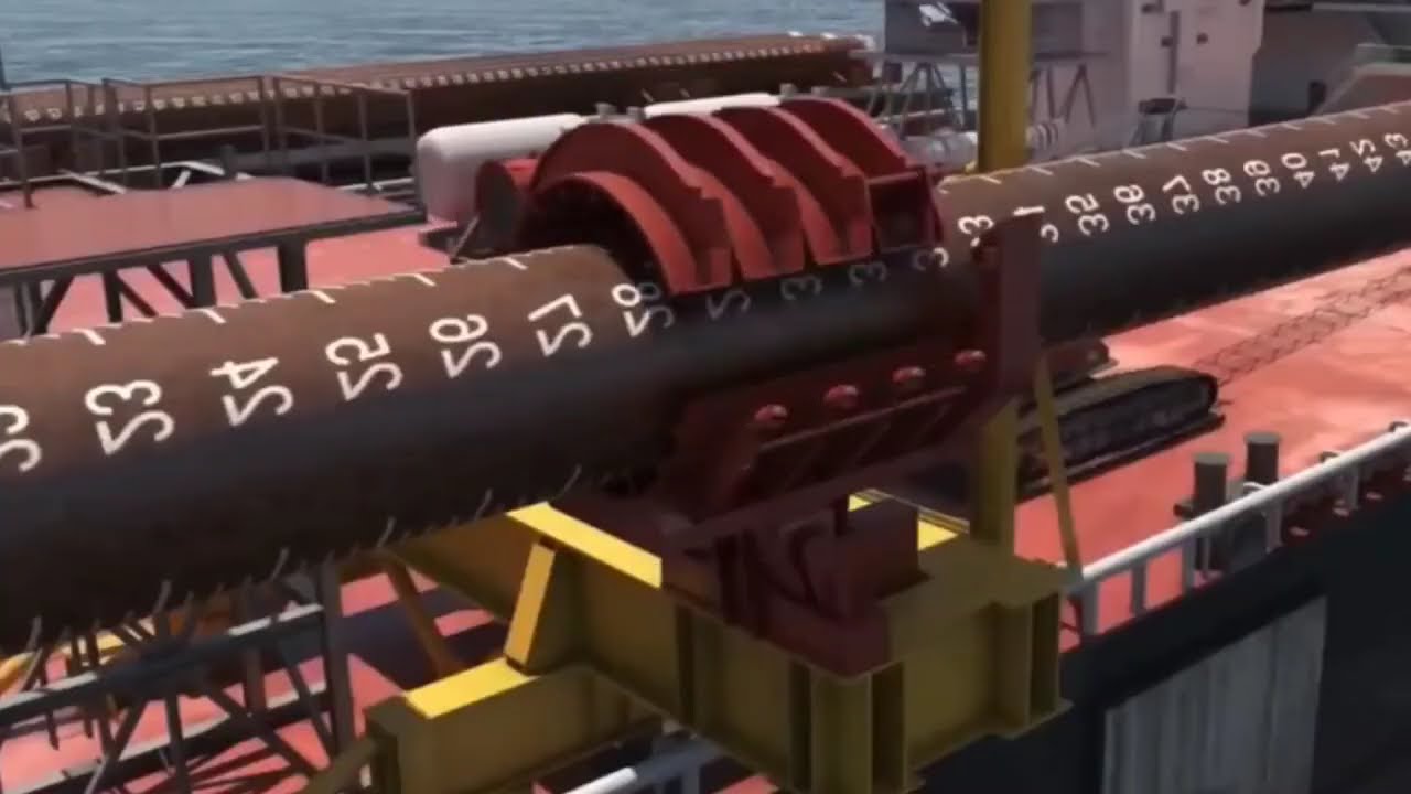 Como é colocado uma plataforma de petróleo fixa em alto mar.