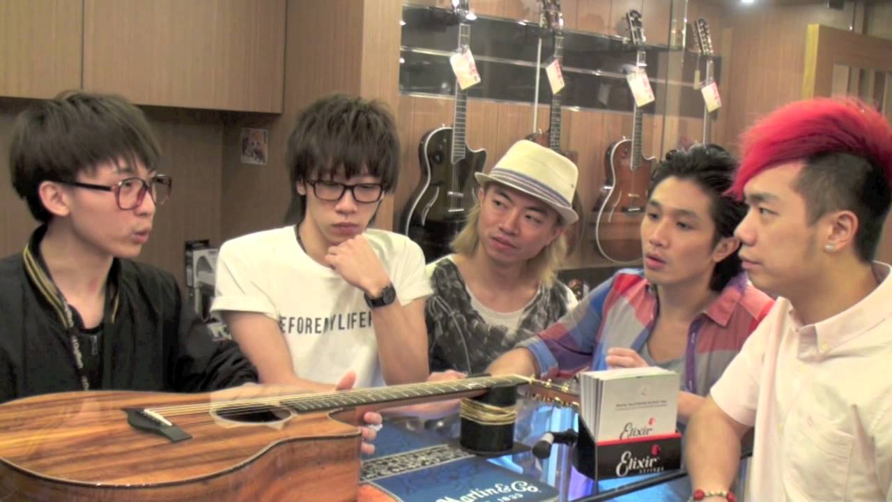 Supper Moment 帶你暢遊全港最大通利琴行木結他陳列室 (Full Version)