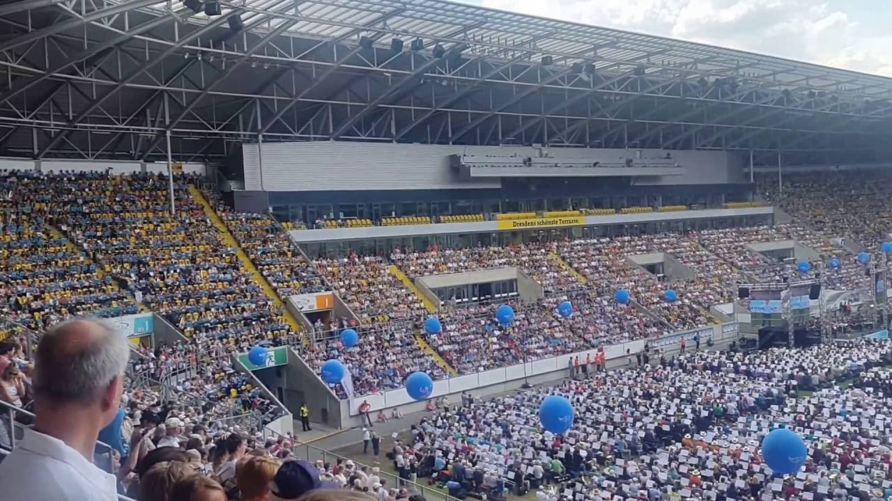 Luft nach oben - DEPT 2016 Dresden Stadion