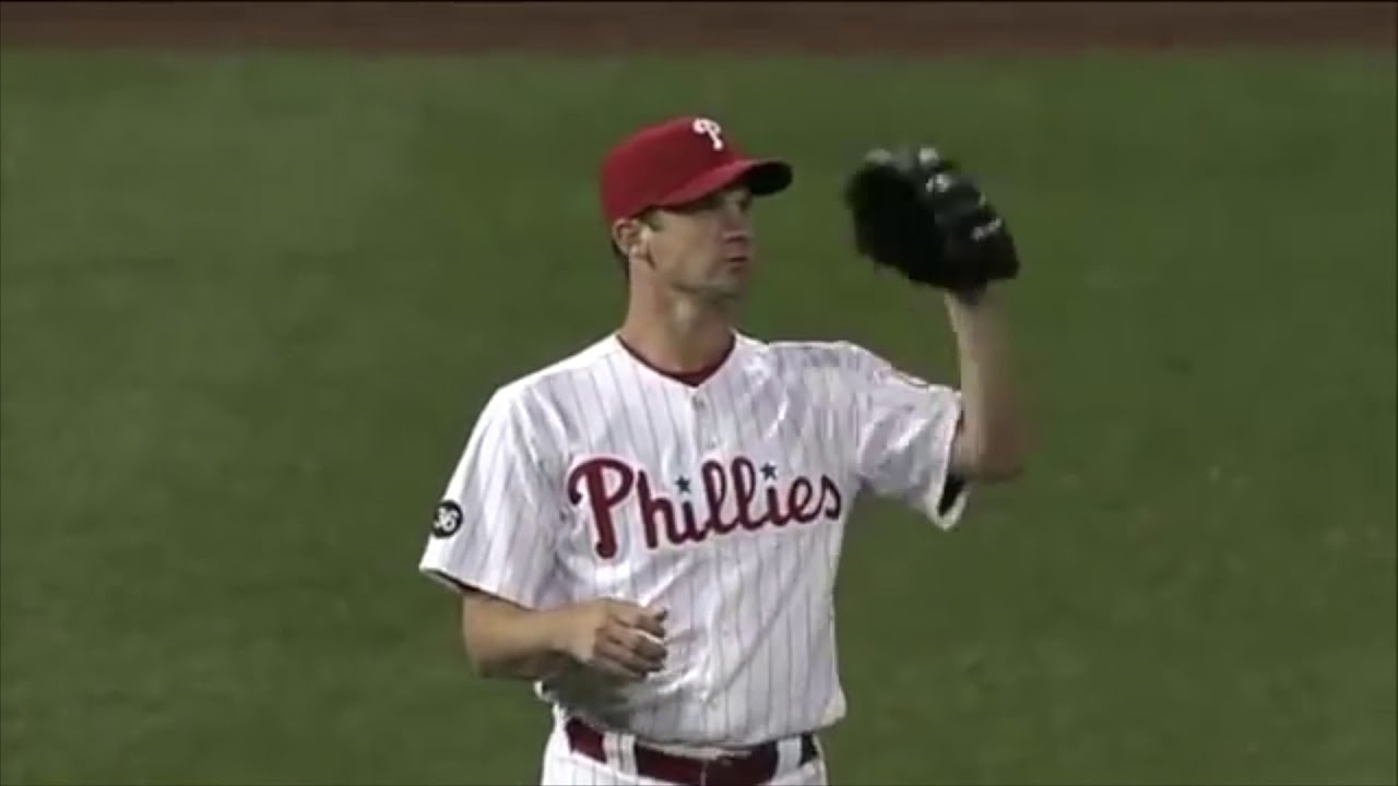 Ryan Howard Gets Ejected, Roy Oswalt Comes in to Play Left Field