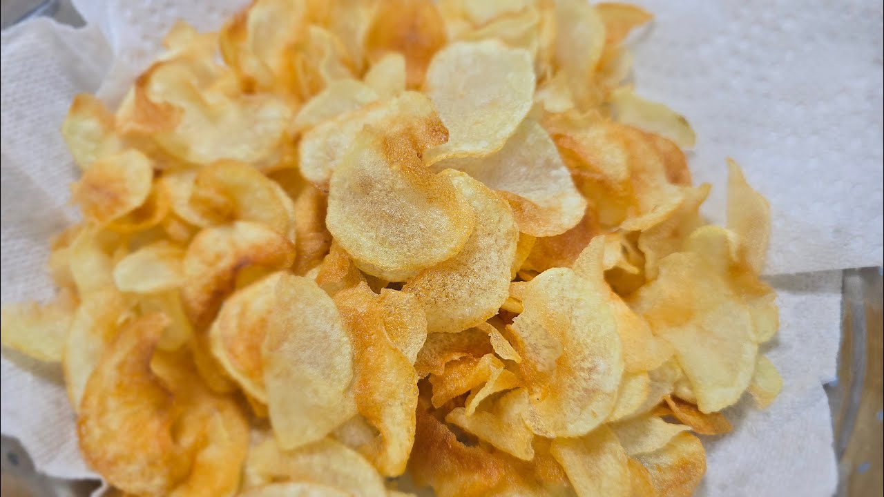 Homemade Potato Chips 🥔