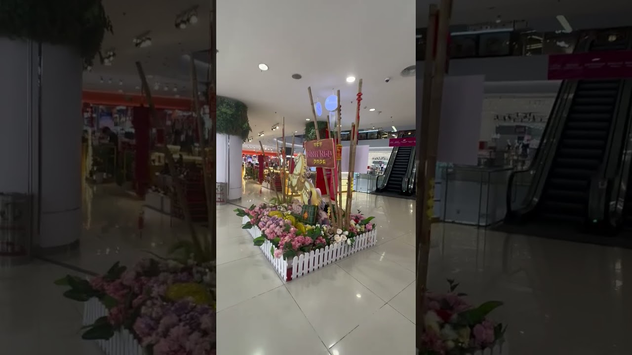 Going shopping at Giga mall Q. Binh Thanh Hcm city Viet Nam 