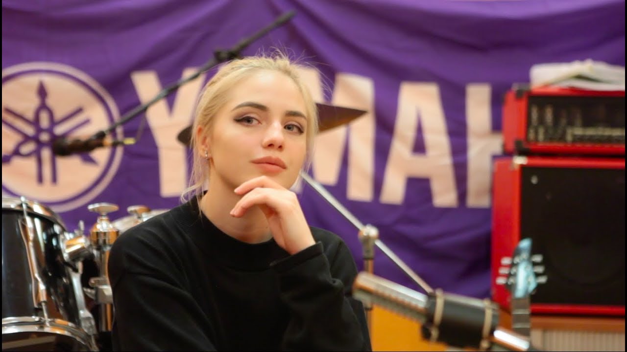 ДЕВУШКА ГОВОРИТ ПРАВДУ. ЕЕ ПАРЕНЬ БЫЛ БЫ ПРОСТО СЧАСТЛИВ