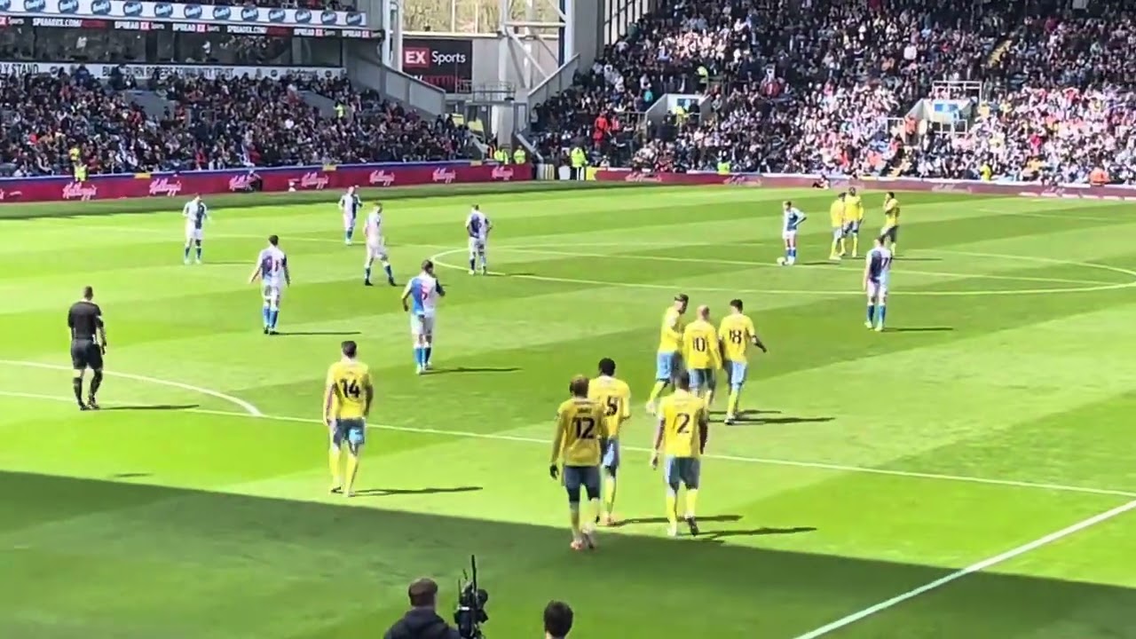PURE CARNAGE AT EWOOD PARK Blackburn 1-3 Sheffield Wednesday
