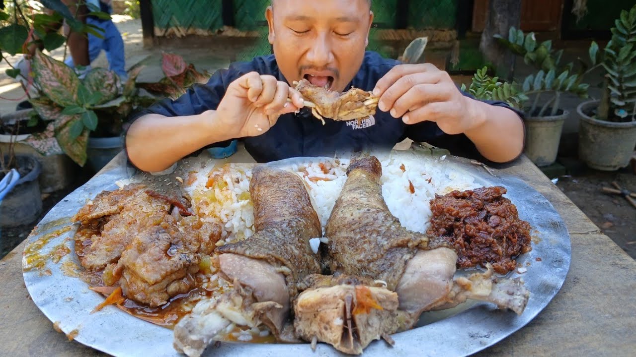 Delicious local chicken curry pure naga style mukbang 