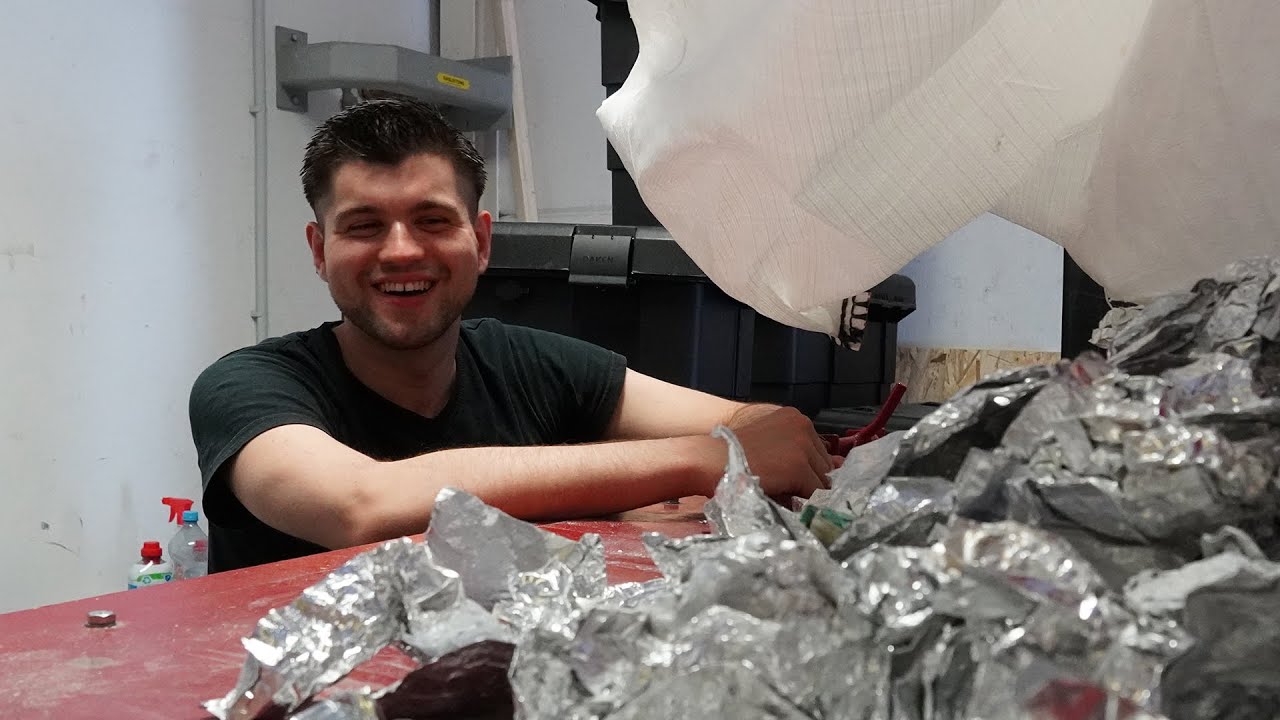 Erfolgreich im Job - Michael beim Recycling (gef&ouml;rderte Ausbildung im bbw S&uuml;dhessen)