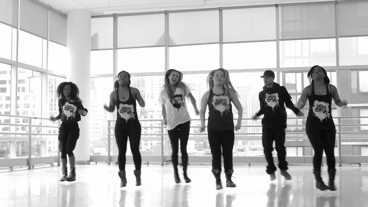OFFICIAL "Let's Move" Flash Workout Instructional Video (Spanish) Pt 2
