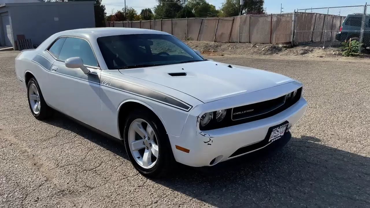 2014 Dodge Challenger SXT-Review