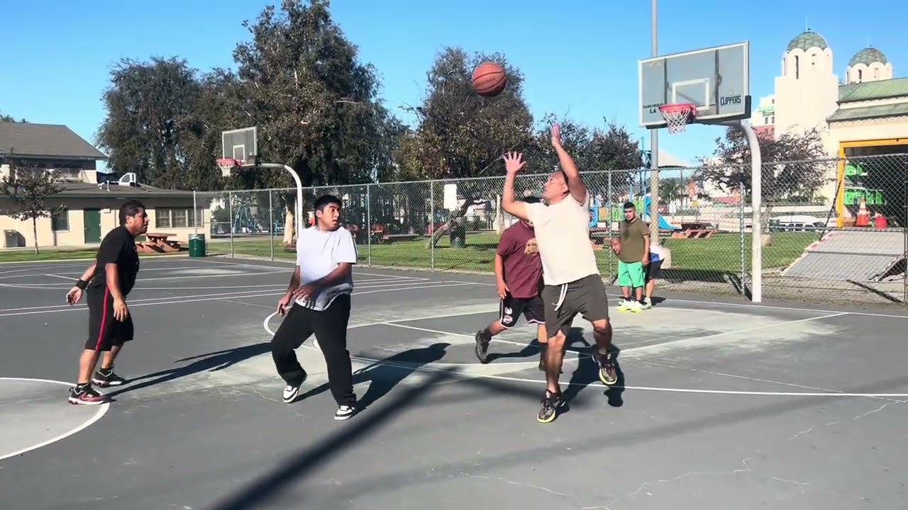 15 de enero de 2026 espectacular juego amigos