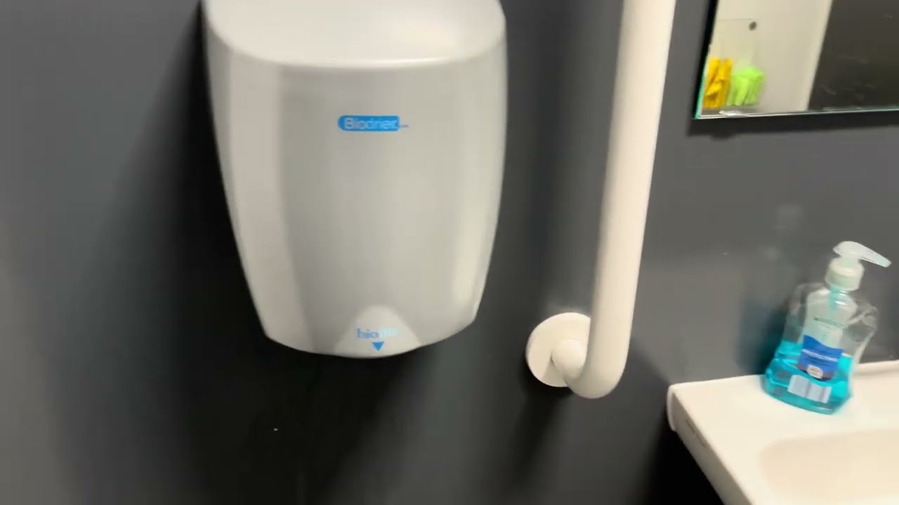 (Biodrier Biolite) Xinda GSQ87 at ALDI - Europa Way, Ipswich - 🚻♿️🚼