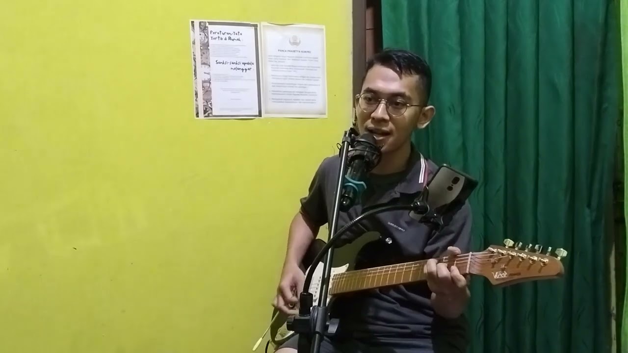 Mungkinkah, by Stinky cover Trio Banak