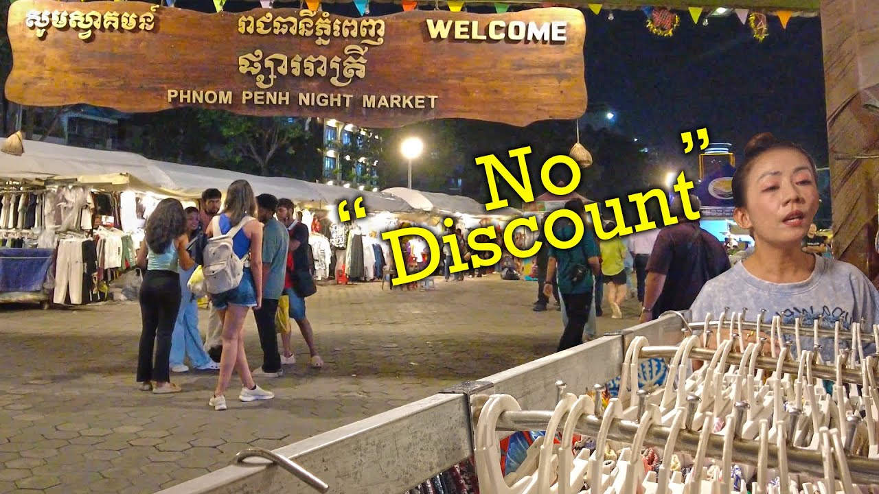 Phnom Penh Night Market (my least favorite Cambodia tourist attraction)