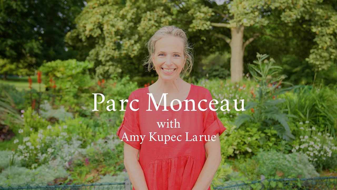 Blue Illusion - Parc Monceau garden tour
