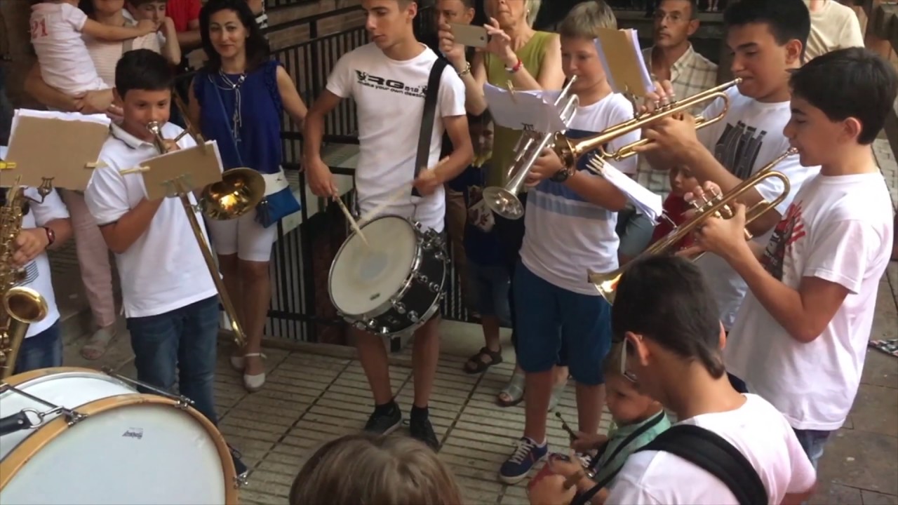 Banda Chiqui de Peralta 25 06 2017 pasacalles