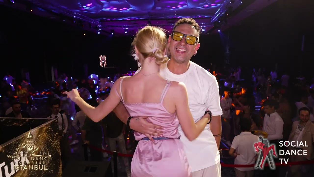 Daria larussa & Azael - Bachata social dancing | Istanbul World Dance Congress 2025