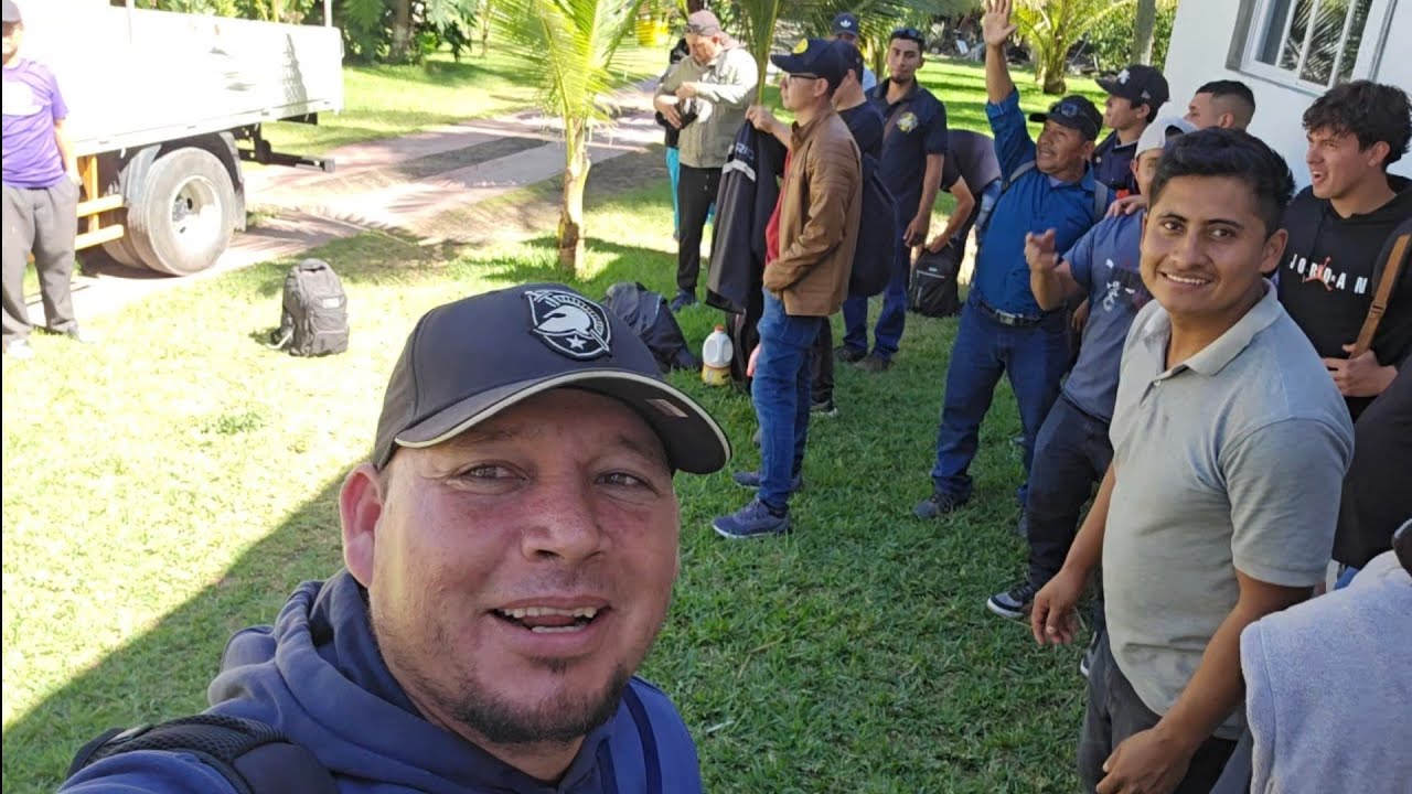 PACHECO CONSTRUCCIÓN DE VACACIONES Rancho Open Sky Camping contrataciones al WhatsApp 416-230-8885