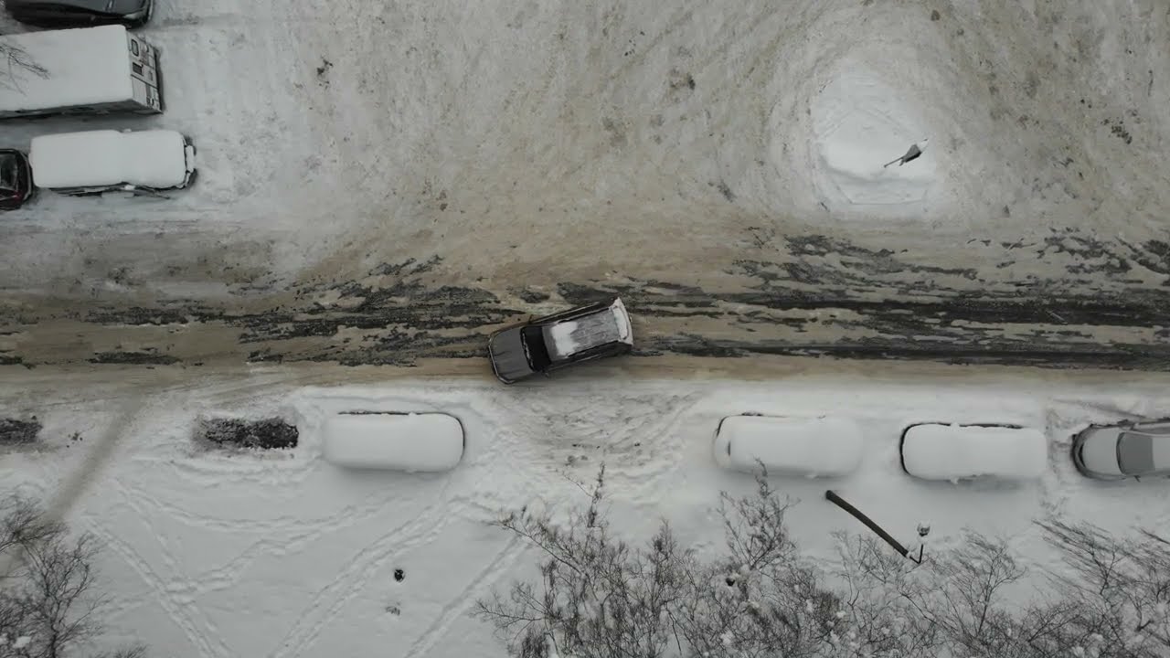 Parkimine r&ouml;&ouml;pselt. Параллельная парковка. Paralell parking